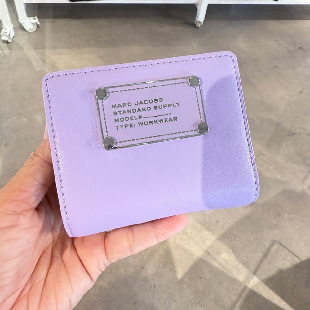 Best Price‼️Marc Jacobs 4S5SMP005S01 Mini Compact Wallet IN WISTERIA